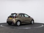 Toyota Yaris 1.5 Hyb. Active | Achteruitrijcamera | Carplay, 12 maanden, Gebruikt, Met garantie (alle), 450 kg
