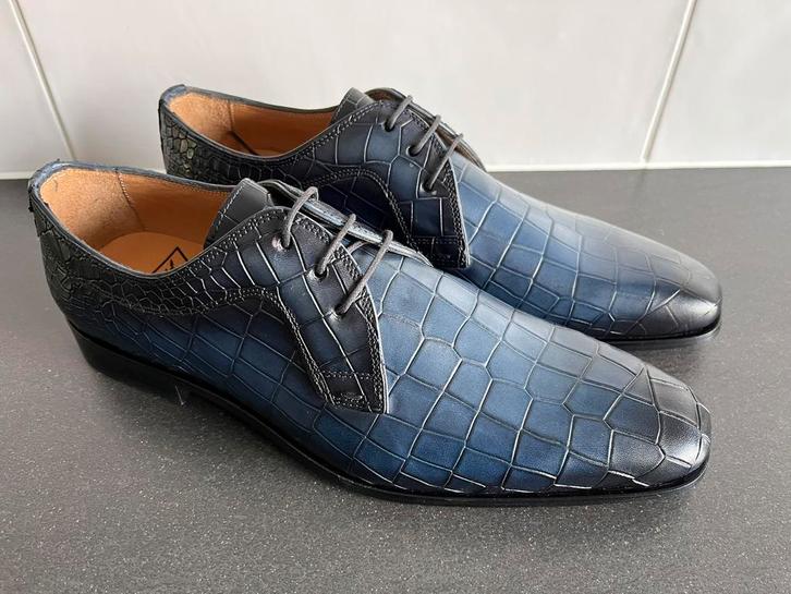 Handpainted herenschoenen maat 42 nieuw in doos, Kleding | Heren, Schoenen, Nieuw, Veterschoenen, Blauw, Ophalen of Verzenden