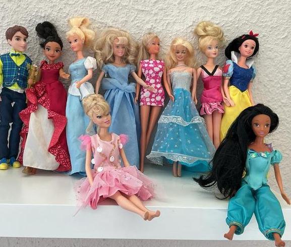 Disney & Mattel barbie Prinsessen Poppen Set, Kinderen en Baby's, Speelgoed | Poppen, Gebruikt, Barbie, Ophalen of Verzenden