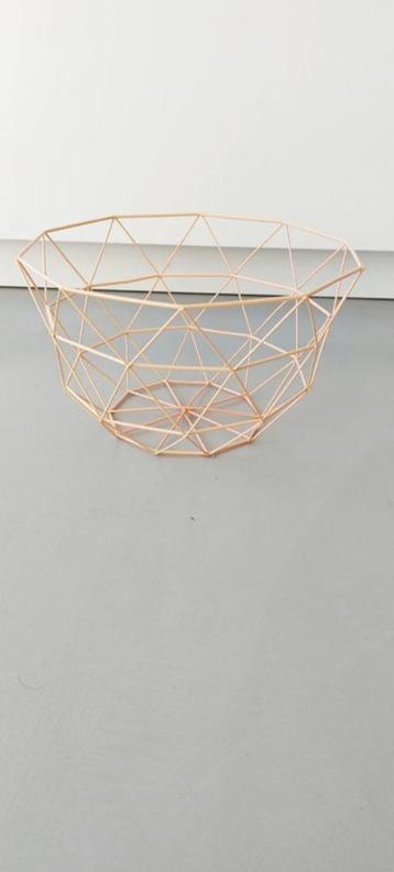 metalen opberg draadmand roze 30 cm doorsnede beschikbaar voor biedingen