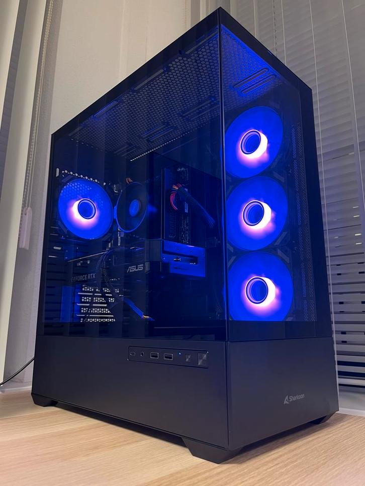 High-End Gaming PC - RTX 5070 - 32GB Ram, Computers en Software, Desktop Pc's, Zo goed als nieuw, 4 Ghz of meer, SSD, 32 GB, Met videokaart