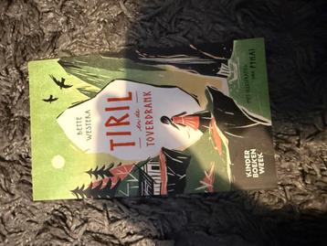 Leuke boek beschikbaar voor biedingen