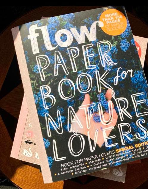 AANBIEDING! FLOW PAPER BOOK NATURE LOVERS €10, Hobby en Vrije tijd, Scrapbooking, Nieuw, Album of Boek, Overige merken, Ophalen of Verzenden