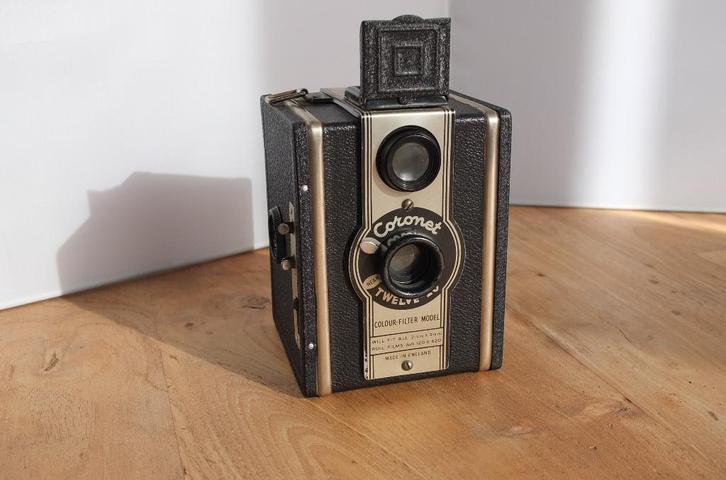✅ Coronet Twelve-20 Box, 120 - 620, Colour Filter, 1948, Verzamelen, Fotografica en Filmapparatuur, Fototoestel, 1940 tot 1960