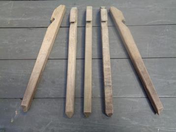 TENTHARING, HOUT, MIDDEL beschikbaar voor biedingen