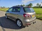 Volkswagen Golf Plus 1.4 TSI Highline (bj 2013, automaat), Gebruikt, Bruin, 122 pk, Bedrijf