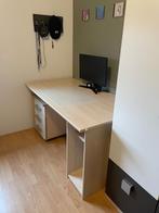 Bureau en kledingkast, Ophalen, Zo goed als nieuw, Eenpersoons