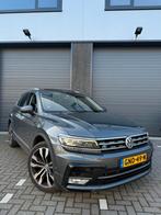 Volkswagen Tiguan 2.0 TSI DSG 4x4 | Pano | Trekhaak | Vol!, Auto's, Volkswagen, Automaat, Zwart, 4 cilinders, Bedrijf