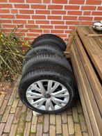 Winterbanden VW Golf 205/55 R16, Auto-onderdelen, Ophalen, 16 inch, Banden en Velgen, 205 mm