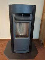 dielle pellet kachel (1 jaar oud), Huis en Inrichting, Kachels, Ophalen, Zo goed als nieuw, Hout, Houtkachel