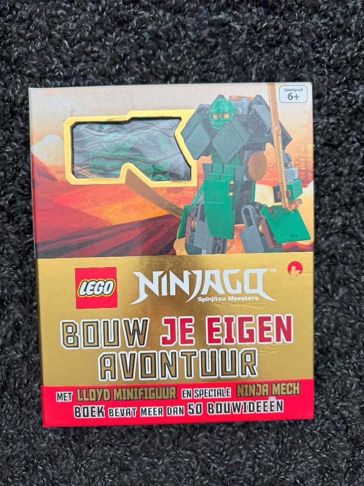 Boek Lego Ninjago 'Bouw je eigen avontuur' incl. Ninja Mech, Kinderen en Baby's, Speelgoed | Duplo en Lego, Zo goed als nieuw