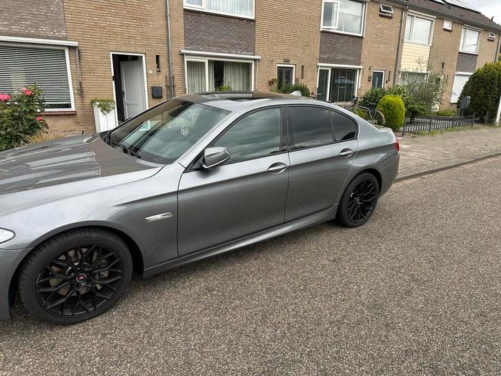 BMW 5-Serie 3.0 535I AUT 2011 Grijs, Auto's, BMW, Particulier, 5-Serie, ABS, Achteruitrijcamera, Adaptieve lichten, Adaptive Cruise Control