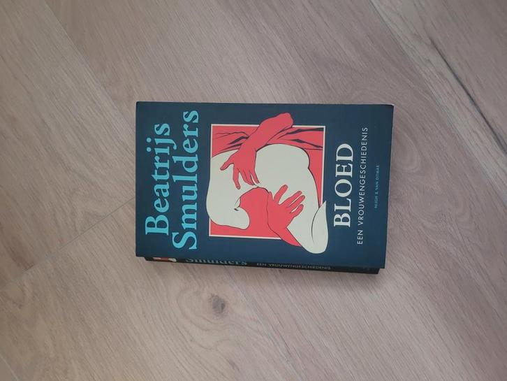 Beatrijs Smulders - Bloed, Boeken, Overige Boeken, Zo goed als nieuw, Ophalen of Verzenden