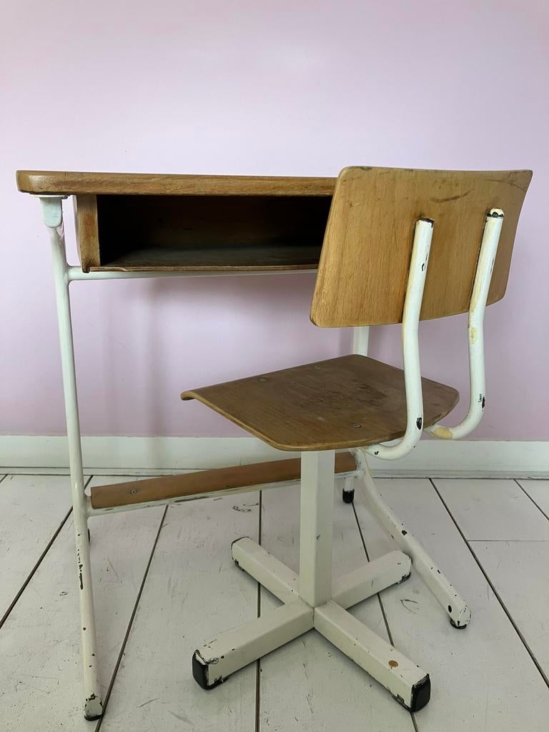 Ouderwets schooltafeltje en stoeltje, Ophalen, Gebruikt, Stoel(en)