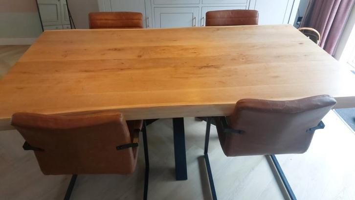 GRATIS! 4x eetkamerstoel bruin leer zwart stalen frame, Huis en Inrichting, Stoelen, Gebruikt, Leer, Zwart, Ophalen