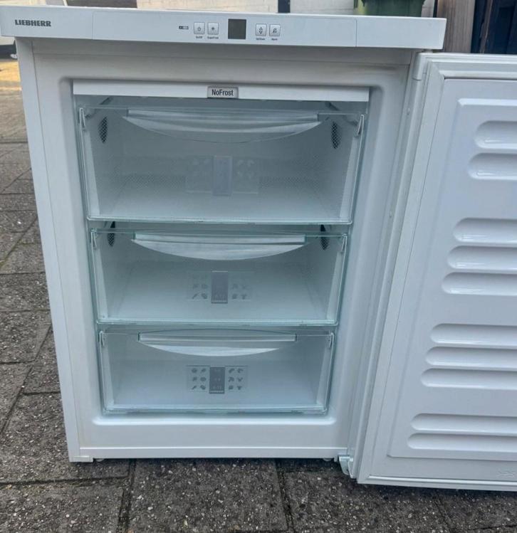 2 keer vrieskast liebherr no frost 3 laden / 5 laden A++, Witgoed en Apparatuur, Vriezers en Diepvrieskisten, Gebruikt, Vrijstaand
