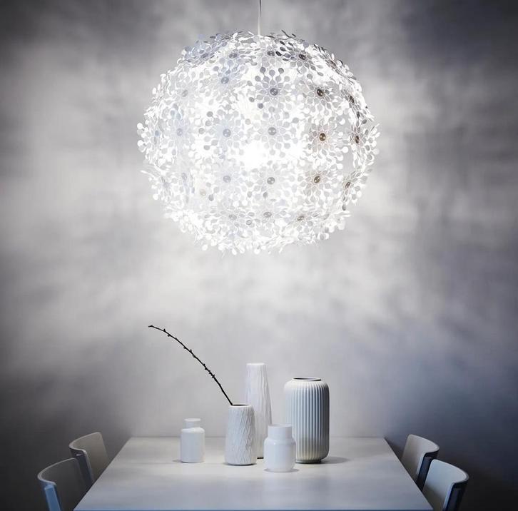 Sfeervolle Snowglobe plafondlamp - Ikea Grimsäs 80cm, Huis en Inrichting, Lampen | Plafondlampen, Gebruikt, Ophalen of Verzenden