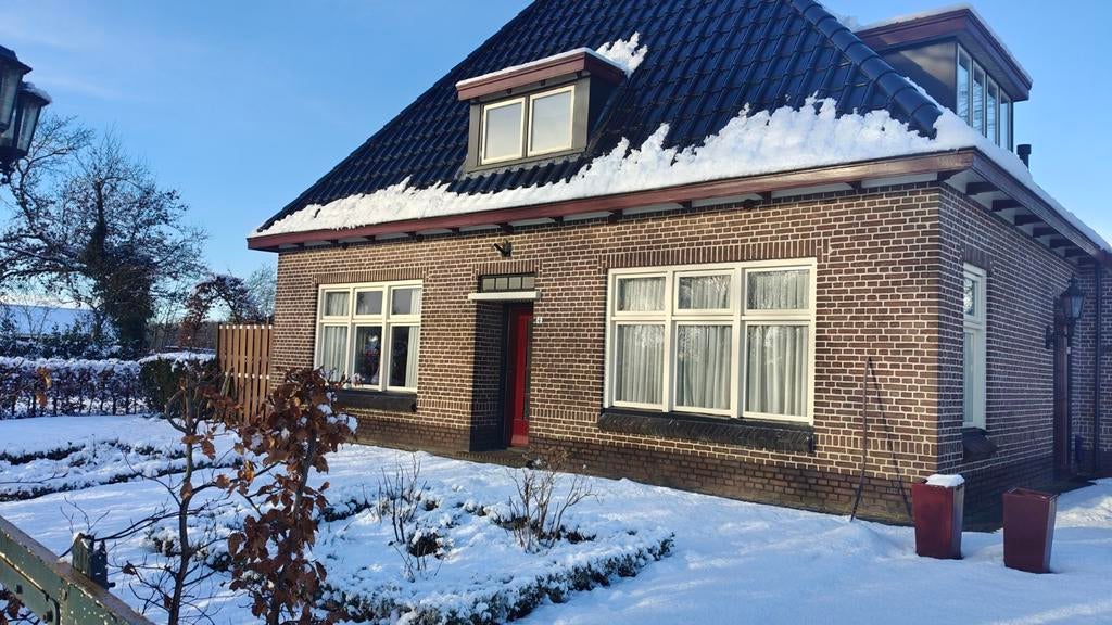 Dakpan groot / geglazuurd mat zwart / 10 per m2 / 1,00 p.st, Doe-het-zelf en Verbouw, Dakpannen en Dakbedekking, Nieuw, Dakpannen