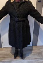 Mooie zwarte Astrakan jas, Kleding | Dames, Ophalen, Zo goed als nieuw, Maat 38/40 (M), Zwart