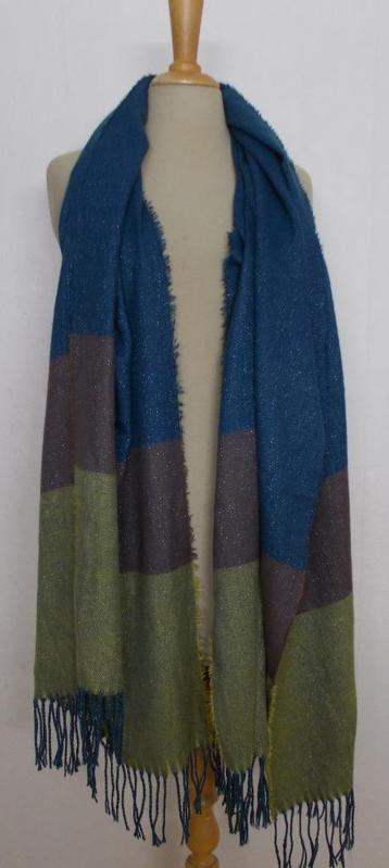Prachtige grote cashmere super zachte mooie kleuren sjaal beschikbaar voor biedingen