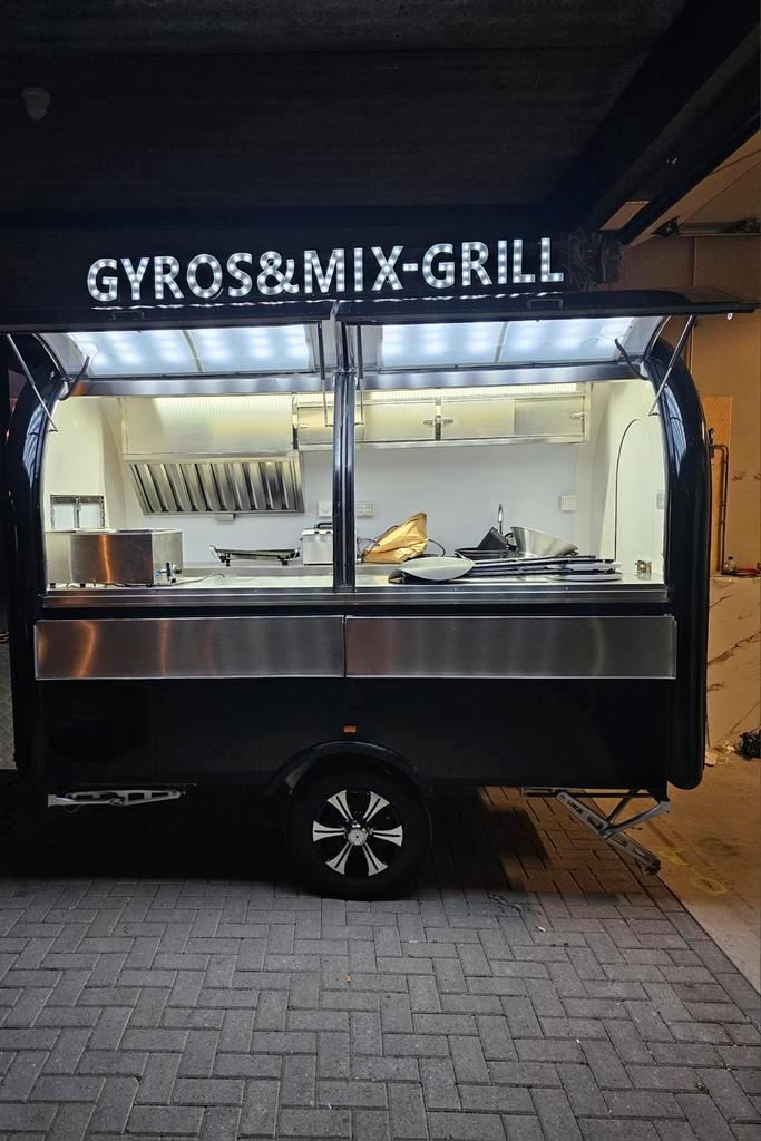 Bieden!  Professionele foodtrailer 240cm hoog, AL-KO chassi, Zakelijke goederen, Horeca | Food, Ophalen of Verzenden