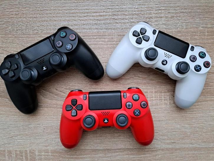 Originele PS4 controllers met TMR sticks, Spelcomputers en Games, Spelcomputers | Sony PlayStation Consoles | Accessoires, Refurbished