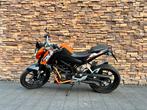 KTM 125 DUKE wegmotor inclusief Akrapovic uitlaat, Motoren, Particulier, 125 cc, Naked bike