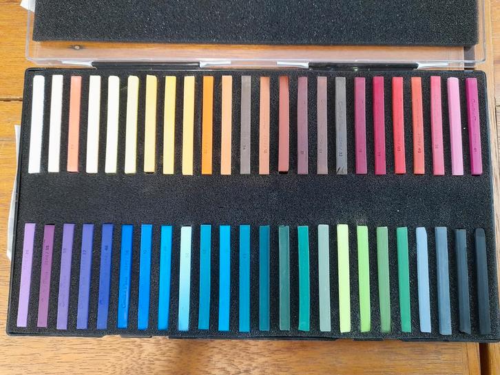 Set conte a paris 48 st carree pastels - zgan - pastelkrijt, Hobby en Vrije tijd, Tekenen, Zo goed als nieuw, Overige typen, Ophalen of Verzenden