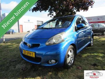 Nette Toyota Aygo 1.0-12V Dynamic Blue Airco APK 12-10-2026 beschikbaar voor biedingen