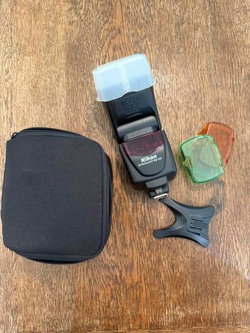 Nikon Speedlight SB-700 – Complete set – Zeer goede staat beschikbaar voor biedingen