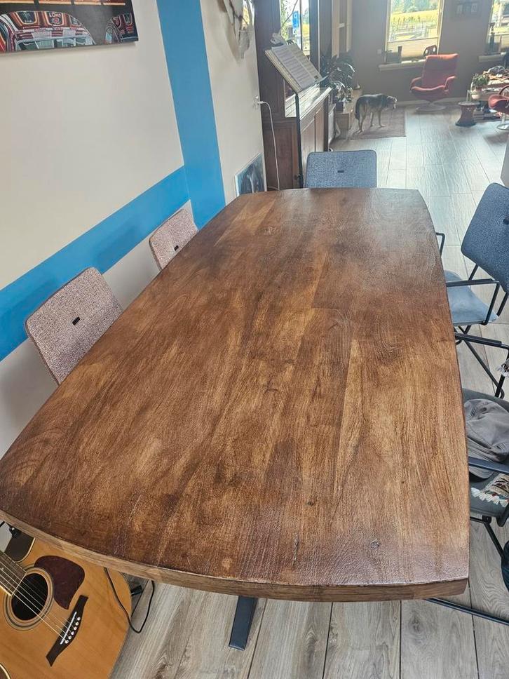 Grote houten eettafel met metalen spinnepoot, Huis en Inrichting, Tafels | Eettafels, Gebruikt, 100 tot 150 cm, 200 cm of meer