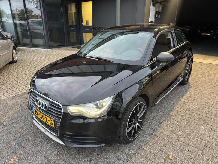 Audi A1 1.4 TFSI LED XENON ABT FRONTLIP SIDESK DIFF SPORTUIT, Auto's, Audi, Bedrijf, Te koop, A1, ABS, Airbags, Airconditioning