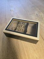Zwart met hout theezakjeshouder, Overige materialen, Overige typen, Ophalen of Verzenden, Zo goed als nieuw