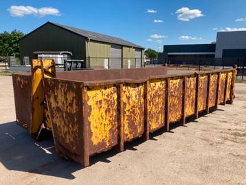 Haakarmbak container  beschikbaar voor biedingen