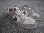 Nike Dunk Low - Maat 45 - KAPOT, Wit, Nike, Ophalen of Verzenden, Sneakers of Gympen