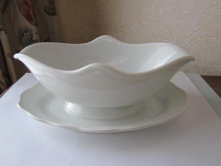 Hutschenreuther porselein Maria Theresia saucière weiss, Huis en Inrichting, Keuken | Servies, Zo goed als nieuw, Bord(en), Wedgwood
