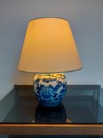 Tafellamp op oude handbeschilderde chinese voet blauw wit, Huis en Inrichting, Lampen | Tafellampen, Ophalen of Verzenden