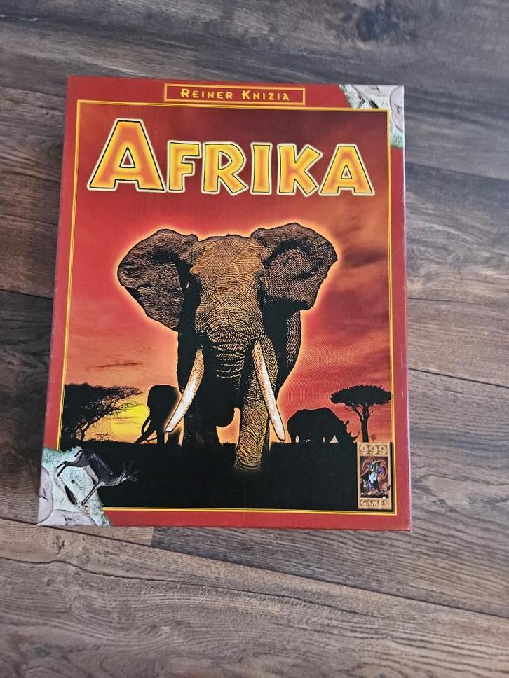 Afrika - 999 Games, Hobby en Vrije tijd, Gezelschapsspellen | Bordspellen, Zo goed als nieuw, Een of twee spelers, Drie of vier spelers