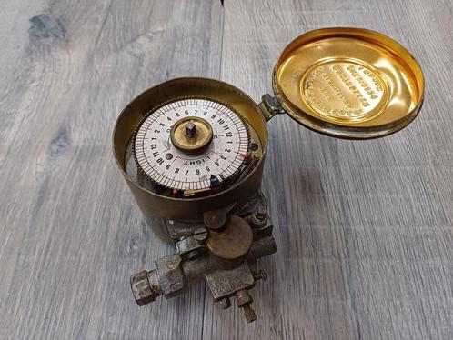 Antieke gas schakelklok gas of gaslicht kingsland, Antiek en Kunst, Antiek | Gereedschap en Instrumenten, Ophalen of Verzenden