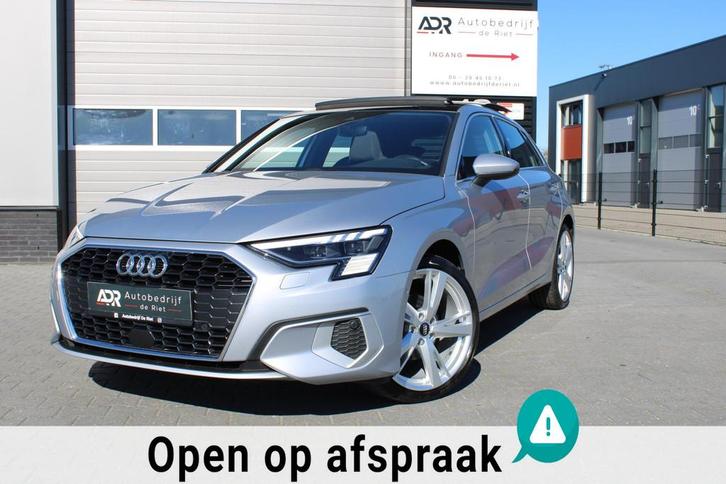 Audi A3 Sportback 35 TFSI DSG/PANO/MATRIX/VIRTUEL/19''LM/NAV, Auto's, Audi, Bedrijf, Te koop, A3, ABS, Adaptive Cruise Control