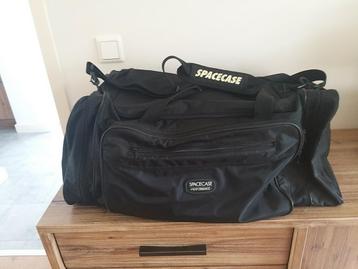 Super grote vakantie/sport/weekend beschikbaar voor biedingen