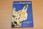Boek over bergkristal, Verzamelen, Mineralen en Fossielen, Ophalen of Verzenden