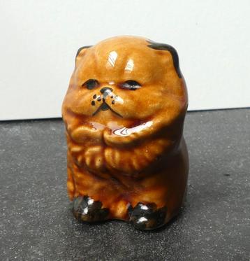 Vintage hondenbeeldje Chow Chow beeldje bruin Chinees beschikbaar voor biedingen