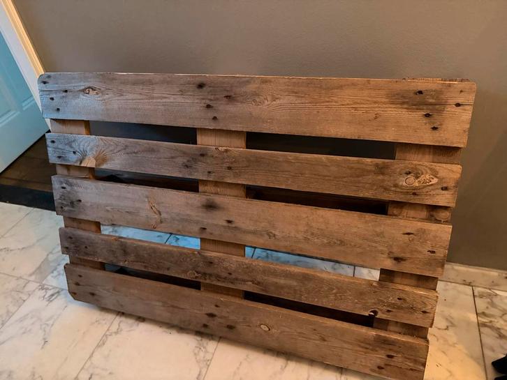 Houten Pallets - GRATIS, Doe-het-zelf en Verbouw, Hout en Planken, Gebruikt, Pallet, Grenen, Minder dan 200 cm, 25 tot 50 mm, Ophalen