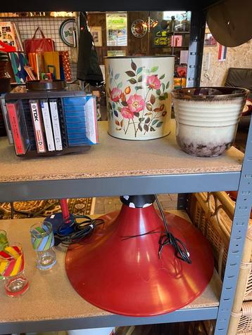 Vrolijk vintage jaren 70 bloemen blik  beschikbaar voor biedingen