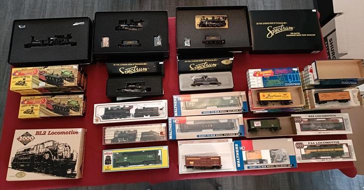 Grote collectie modeltreinen en locomotieven, Hobby en Vrije tijd, Modeltreinen | H0, Nieuw, Gelijkstroom, Overige merken, Ophalen