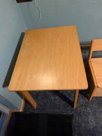 Kinderen stoel en tafel, Ophalen, Zo goed als nieuw, 4 tot 6 stoelen
