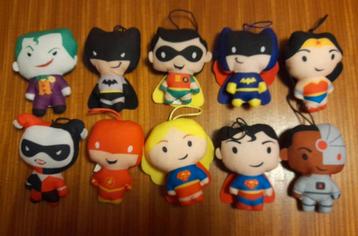 Twee sets McDonald's Happy Meal Pluche knuffel poppetjes.  beschikbaar voor biedingen