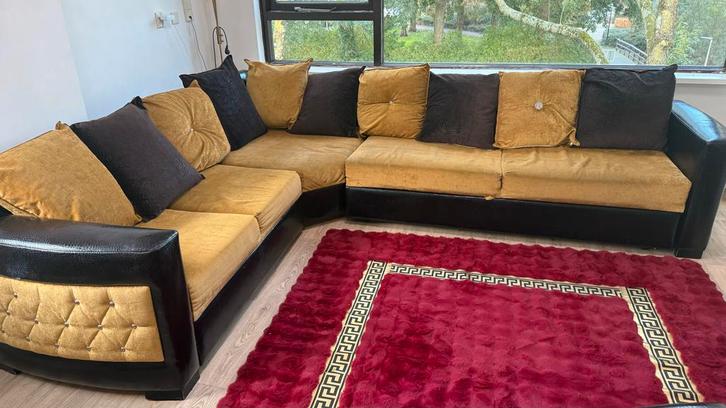Mooie Hoekbank met Opbergruimte, Huis en Inrichting, Banken | Bankstellen, Gebruikt, Hoekbank, Vierpersoons of meer, 250 tot 300 cm
