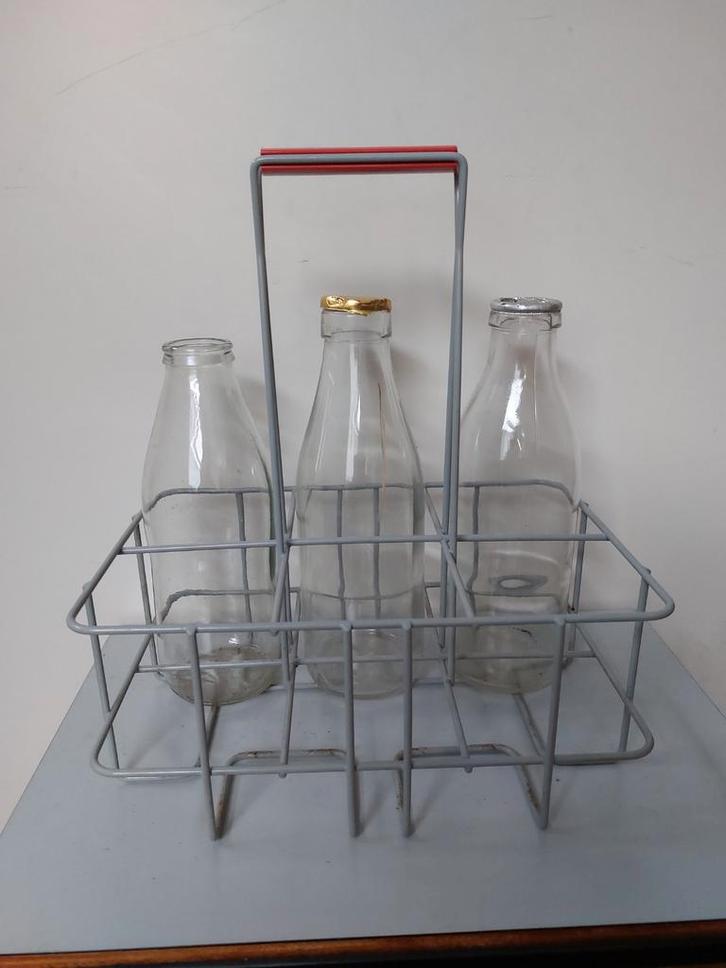 Vintage Tomado flessenrek met originele flessen, Antiek en Kunst, Antiek | Keukenbenodigdheden, Ophalen of Verzenden